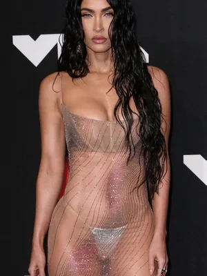 Меган Фокс голая - 09