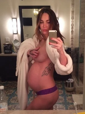 Меган Фокс голая - 54