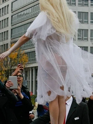 Леди Гага голая - 23