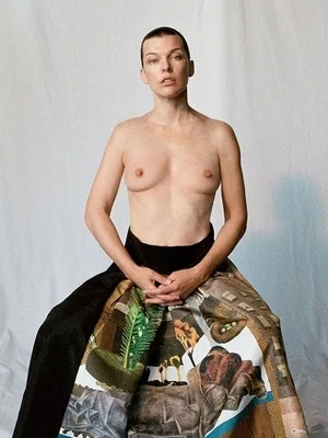 Милла Йовович голая - 36