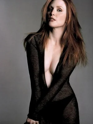 Джулианна Мур голая - 13