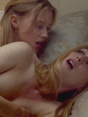 Джулианна Мур голая - 44