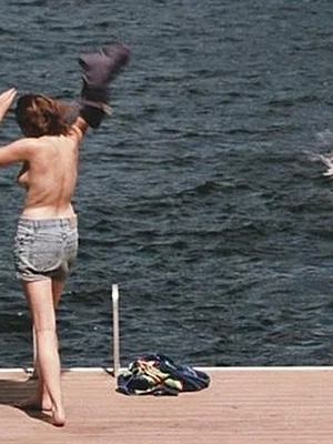 Элизабет Олсен голая - 15