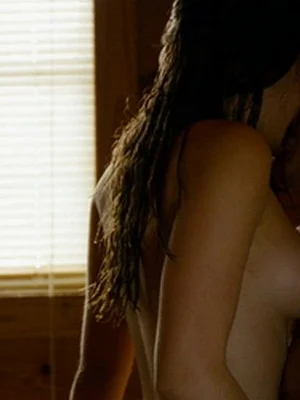 Элизабет Олсен голая - 24