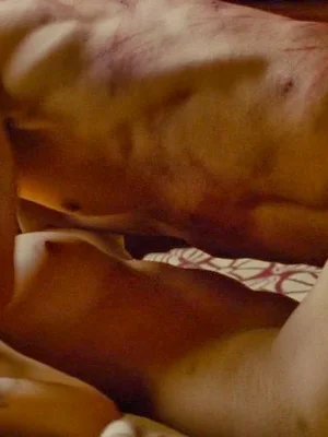 Элизабет Олсен голая - 27