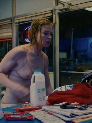 Розамунд Пайк голая - фото 20