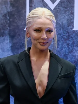 Настя Ивлеева голая - 02