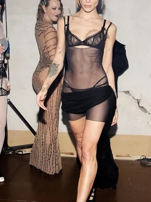 Настя Ивлеева голая - 75