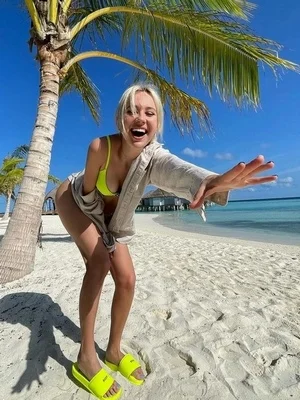 Клава Кока голая - фото 85